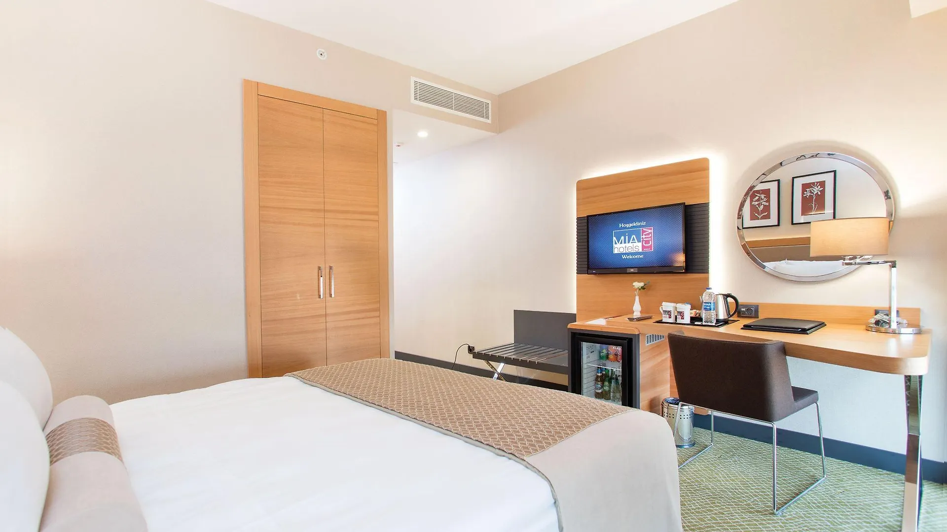 Mia City Hotel Izmir 4*,  Turkey
